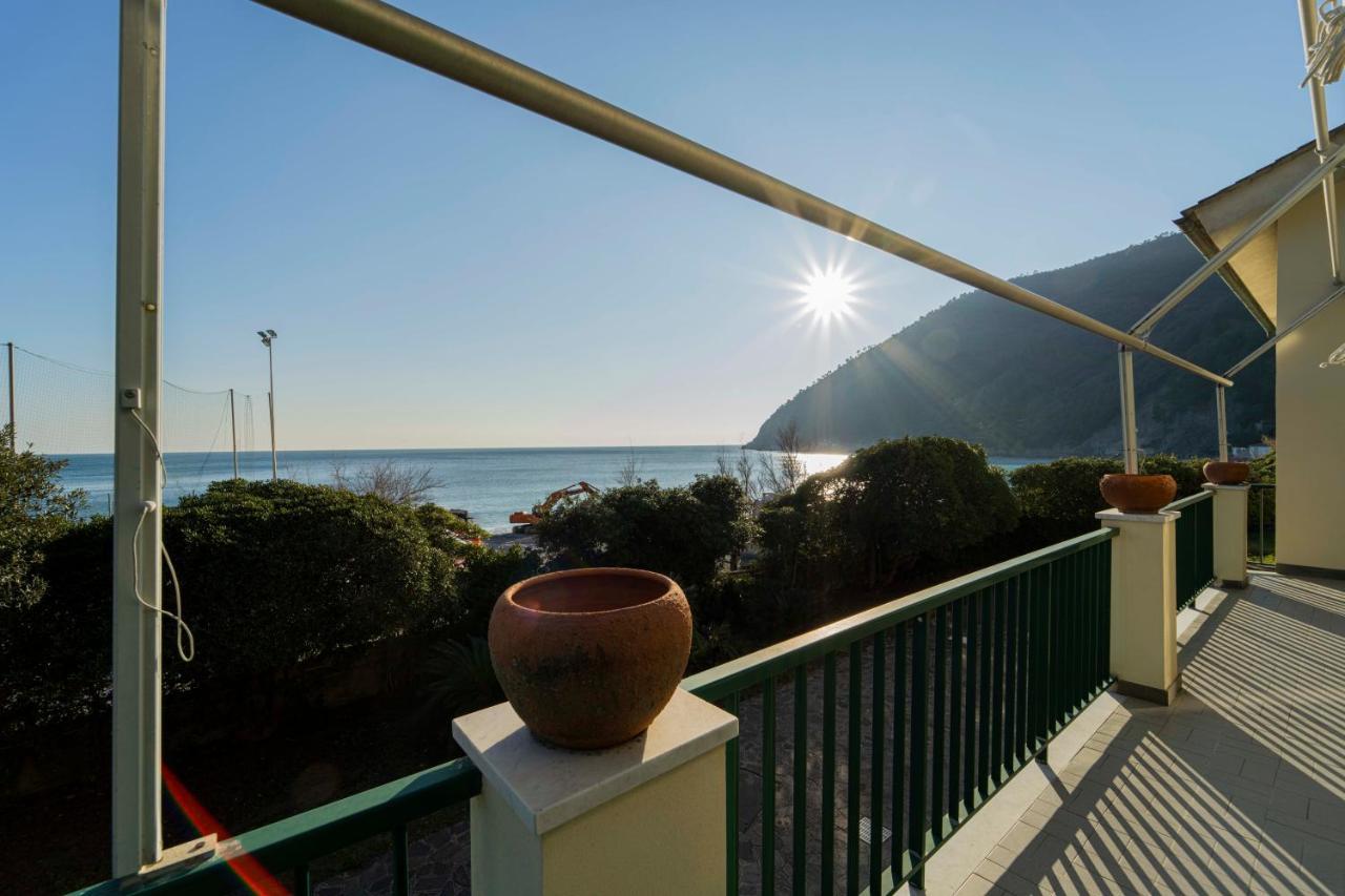 111 - Casa La Secca Vista Mare, 100Metri Dalla Spiaggia E Mare Монеглия Екстериор снимка