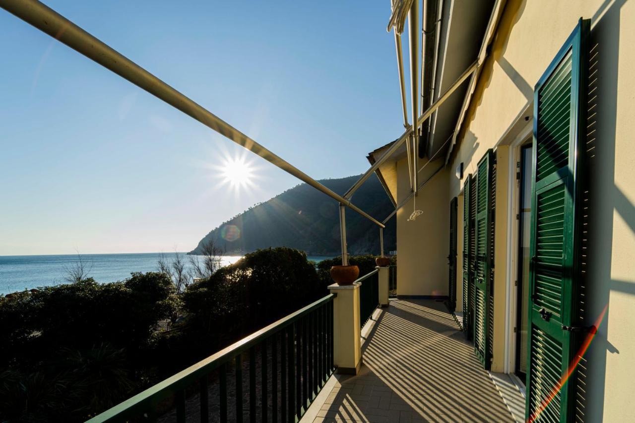 111 - Casa La Secca Vista Mare, 100Metri Dalla Spiaggia E Mare Монеглия Екстериор снимка